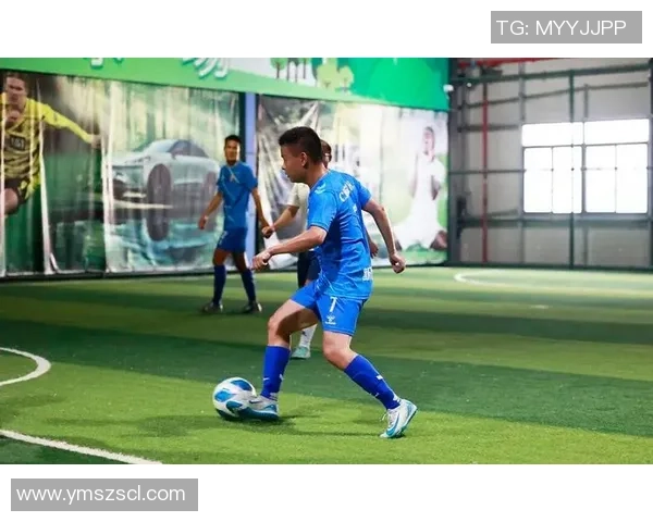 足球明星谢羽真人的传奇人生与绿茵场上的辉煌成就揭秘